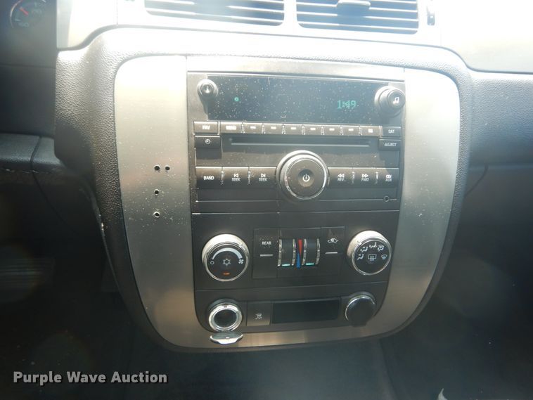 image for item JI9642 2010 Chevrolet Tahoe  SUV