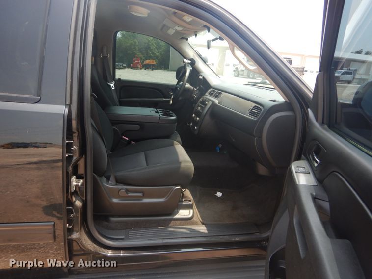 image for item JI9642 2010 Chevrolet Tahoe  SUV