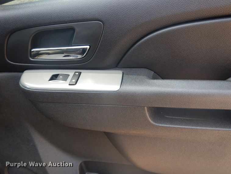 image for item JI9642 2010 Chevrolet Tahoe  SUV