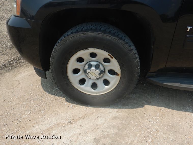 image for item JI9642 2010 Chevrolet Tahoe  SUV