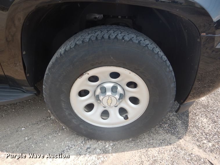 image for item JI9642 2010 Chevrolet Tahoe  SUV