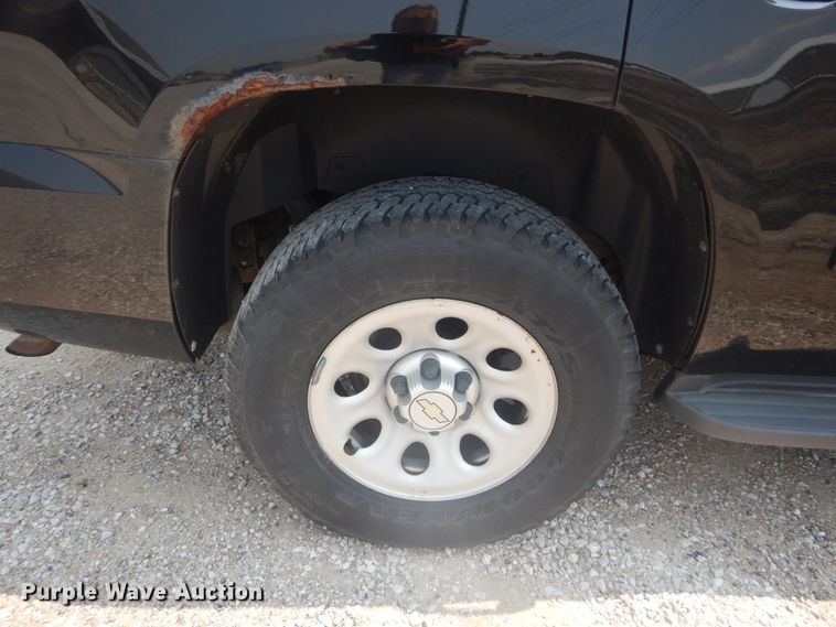 image for item JI9642 2010 Chevrolet Tahoe  SUV