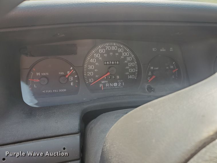 image for item JM9692 2004 Ford Crown Victoria Police Interceptor