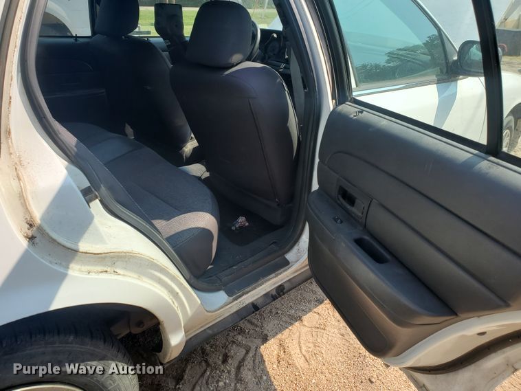 image for item JM9692 2004 Ford Crown Victoria Police Interceptor