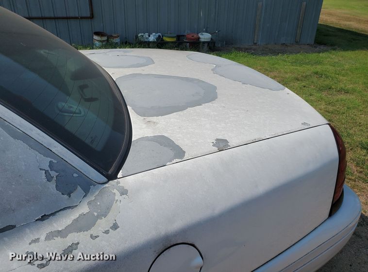 image for item JM9692 2004 Ford Crown Victoria Police Interceptor