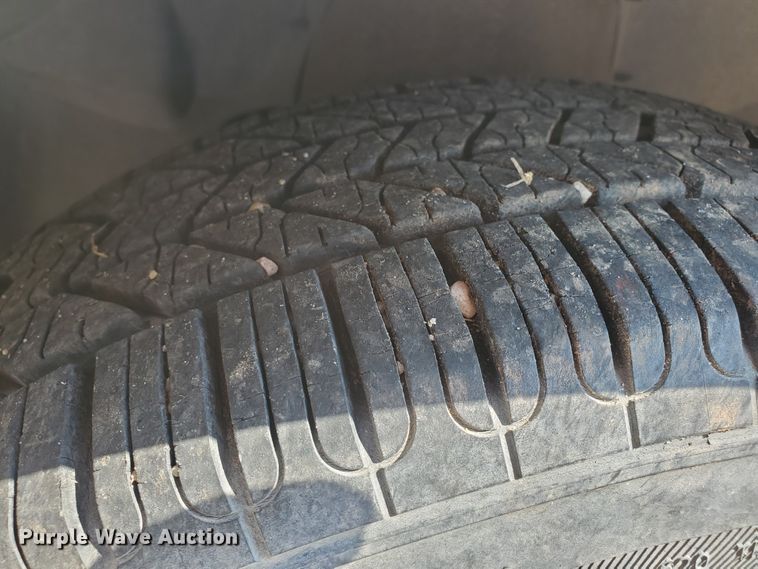 image for item JM9692 2004 Ford Crown Victoria Police Interceptor