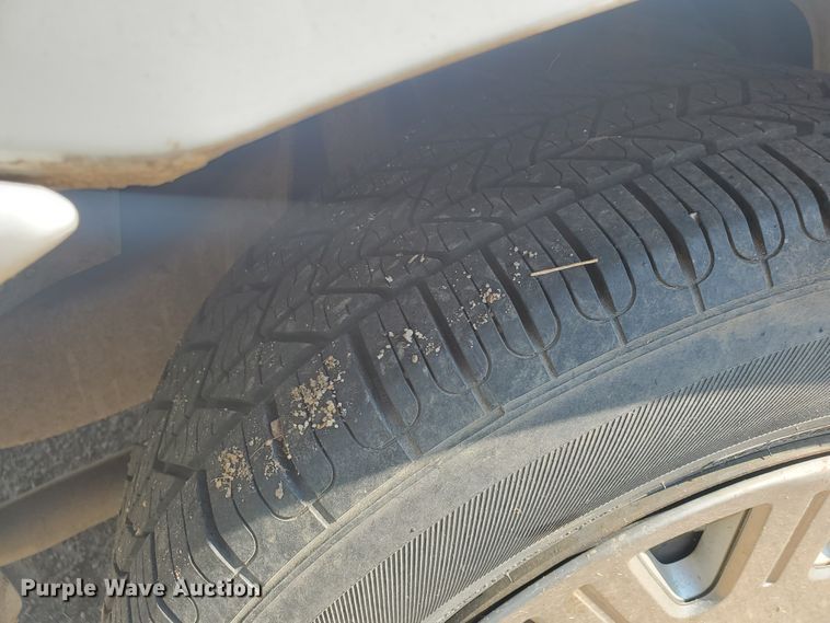 image for item JM9692 2004 Ford Crown Victoria Police Interceptor