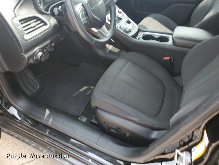 image for item JM9693 2015 Chrysler 200