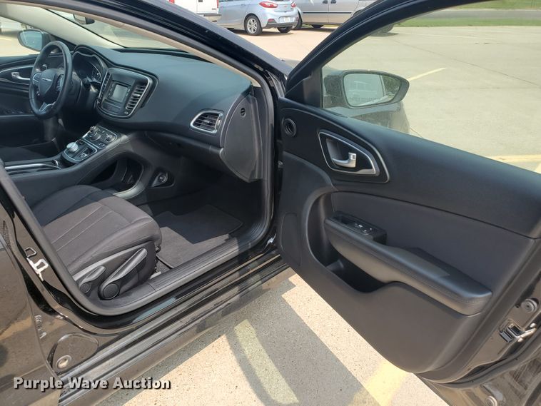 image for item JM9693 2015 Chrysler 200