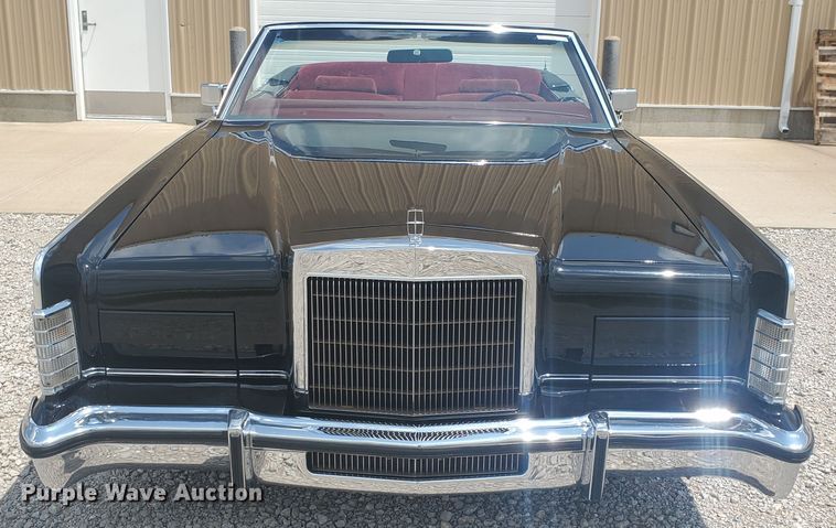 image for item JM9715 1979 Lincoln Continental Town Coupe