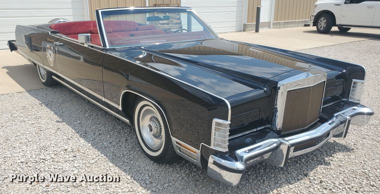 image for item JM9715 1979 Lincoln Continental Town Coupe