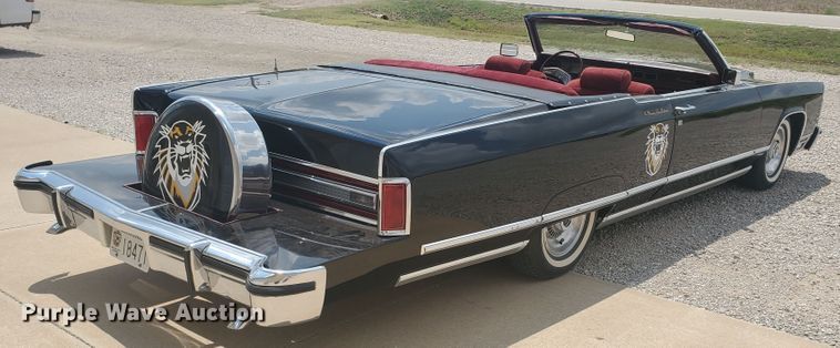 image for item JM9715 1979 Lincoln Continental Town Coupe