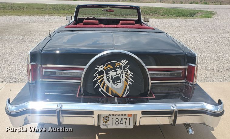 image for item JM9715 1979 Lincoln Continental Town Coupe