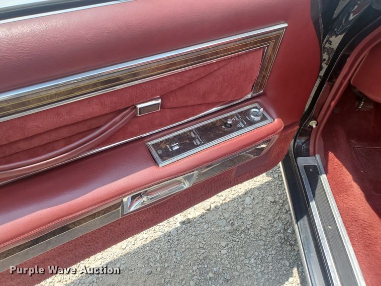 image for item JM9715 1979 Lincoln Continental Town Coupe