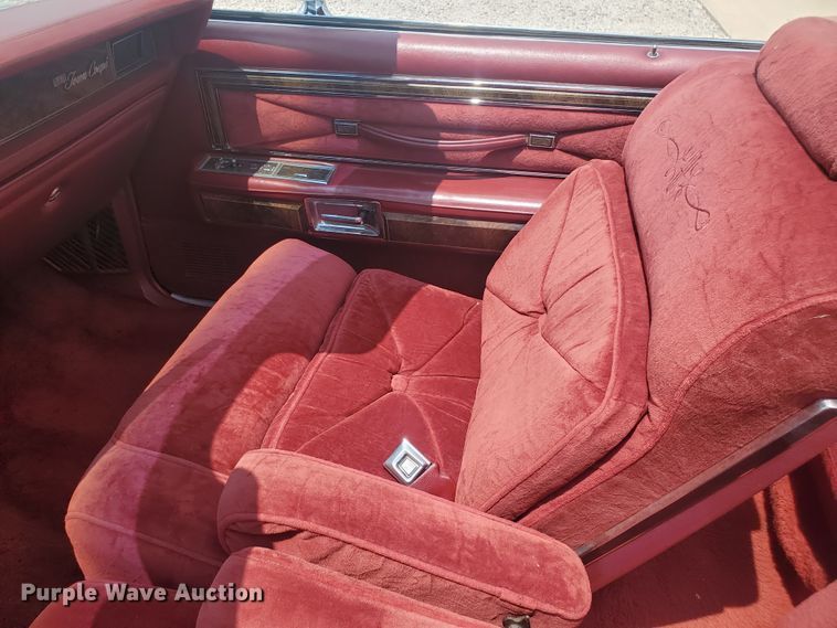 image for item JM9715 1979 Lincoln Continental Town Coupe