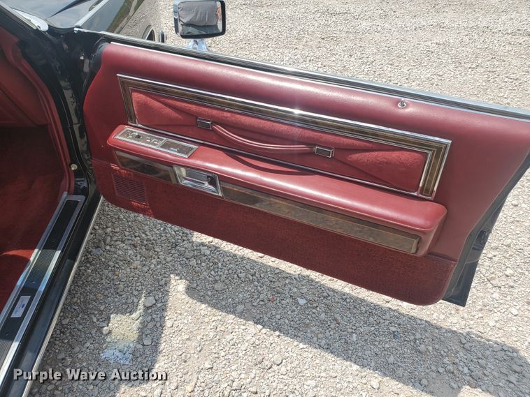 image for item JM9715 1979 Lincoln Continental Town Coupe