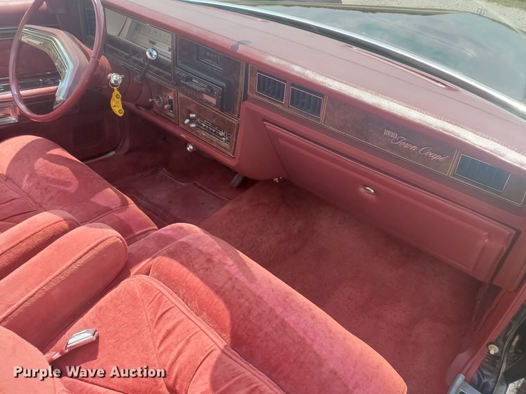 image for item JM9715 1979 Lincoln Continental Town Coupe
