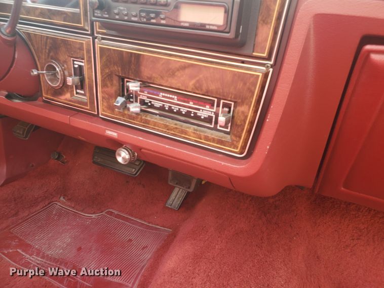 image for item JM9715 1979 Lincoln Continental Town Coupe