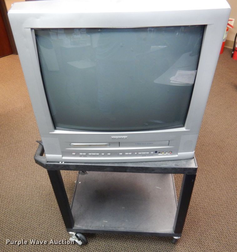 image for item JZ9937 Magnavox  television