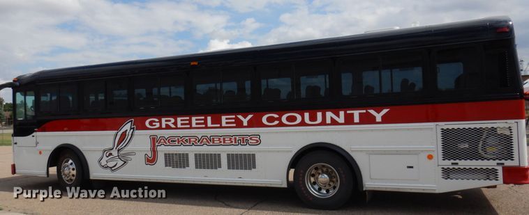 image for item JZ9950 2005 Thomas Built Saf-T-Liner MVP EF  coach bus