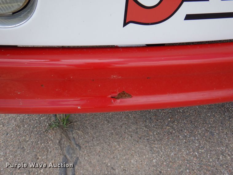 image for item JZ9950 2005 Thomas Built Saf-T-Liner MVP EF  coach bus