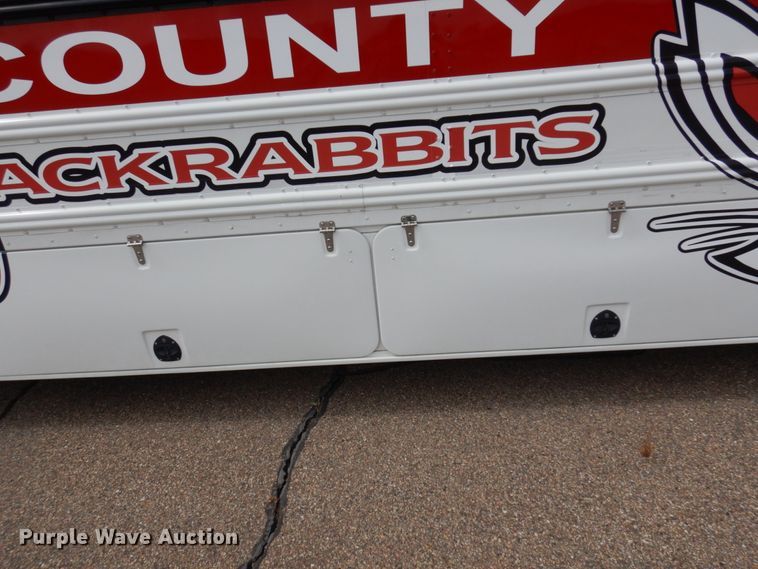 image for item JZ9950 2005 Thomas Built Saf-T-Liner MVP EF  coach bus