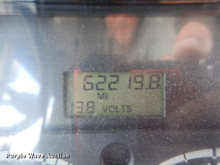 image for item JZ9950 2005 Thomas Built Saf-T-Liner MVP EF  coach bus