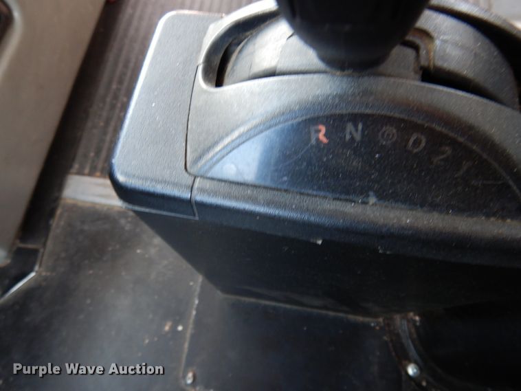 image for item JZ9950 2005 Thomas Built Saf-T-Liner MVP EF  coach bus