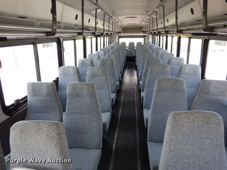 image for item JZ9950 2005 Thomas Built Saf-T-Liner MVP EF  coach bus