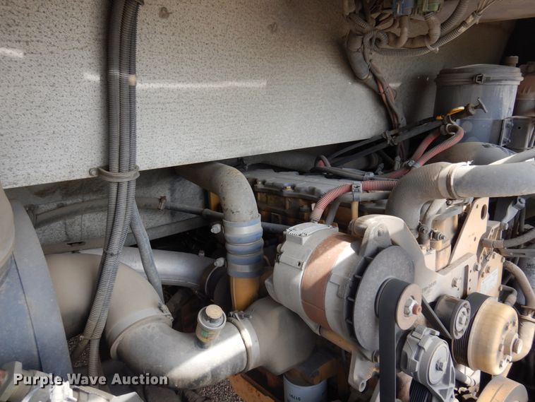 image for item JZ9950 2005 Thomas Built Saf-T-Liner MVP EF  coach bus