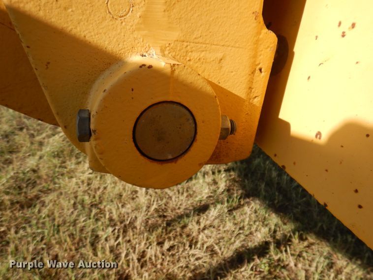 image for item JZ9958 1998 John Deere 770CH  motor grader