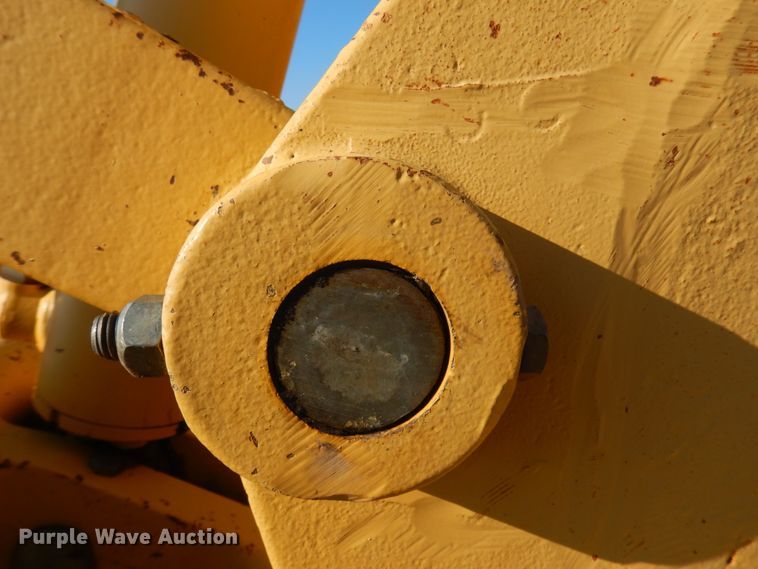 image for item JZ9958 1998 John Deere 770CH  motor grader