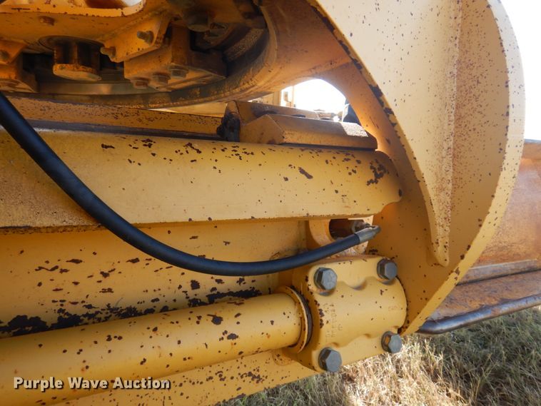 image for item JZ9958 1998 John Deere 770CH  motor grader