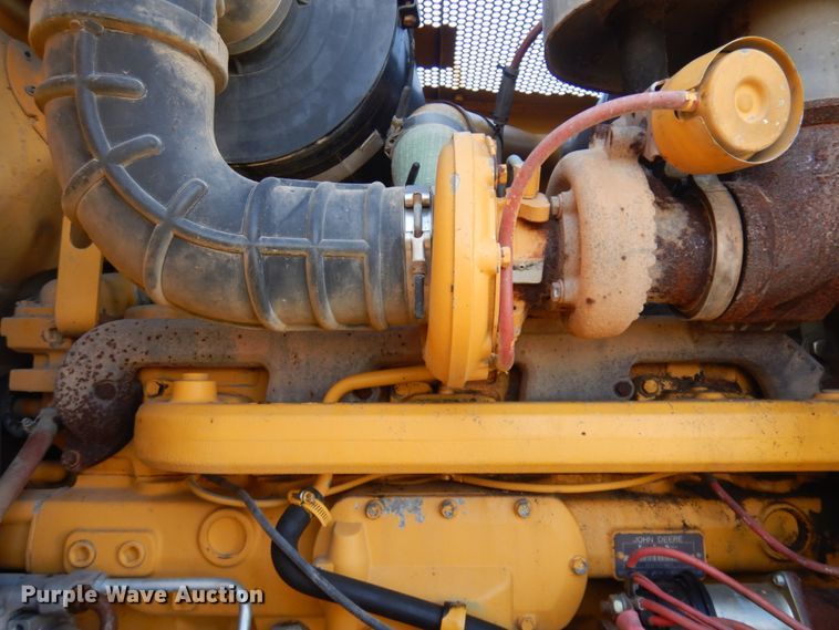 image for item JZ9958 1998 John Deere 770CH  motor grader