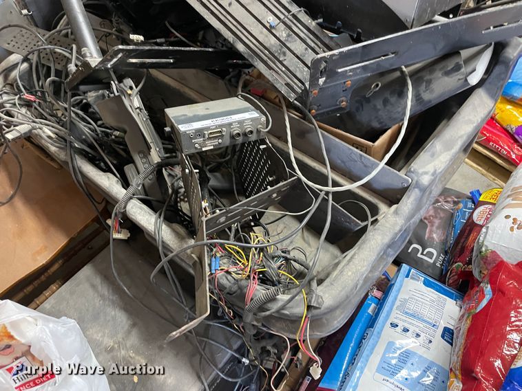 image for item KK9684 Police car accessories