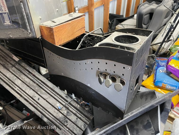 image for item KK9684 Police car accessories