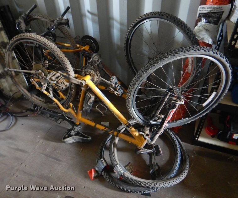 image for item KU9497 Sporting goods