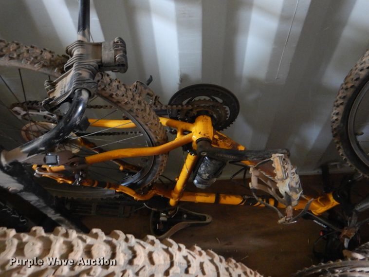 image for item KU9497 Sporting goods