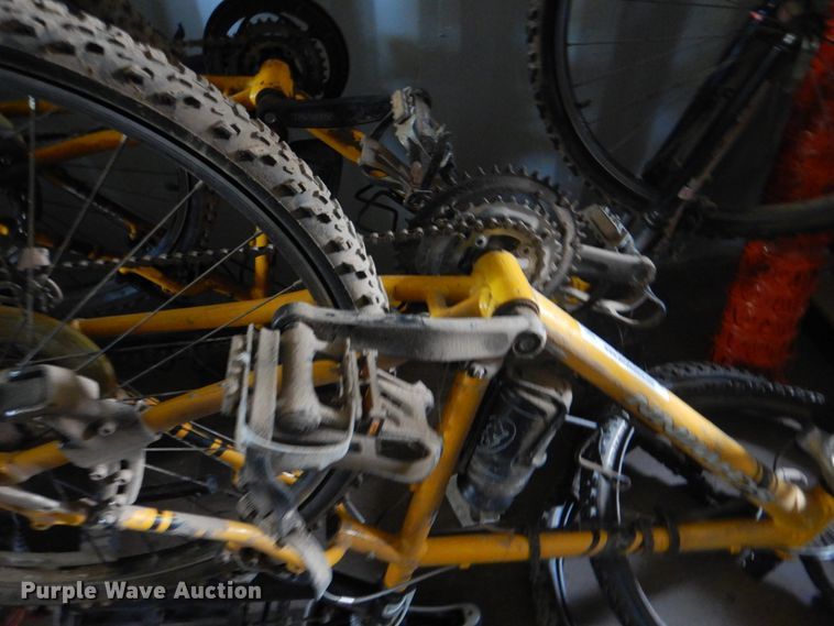 image for item KU9497 Sporting goods