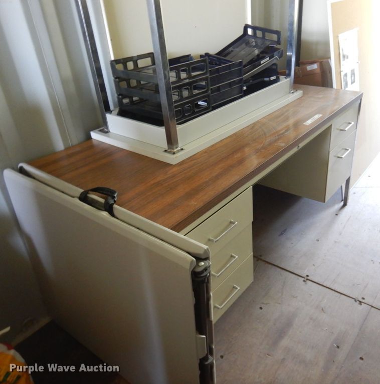 image for item KU9498 Office furniture