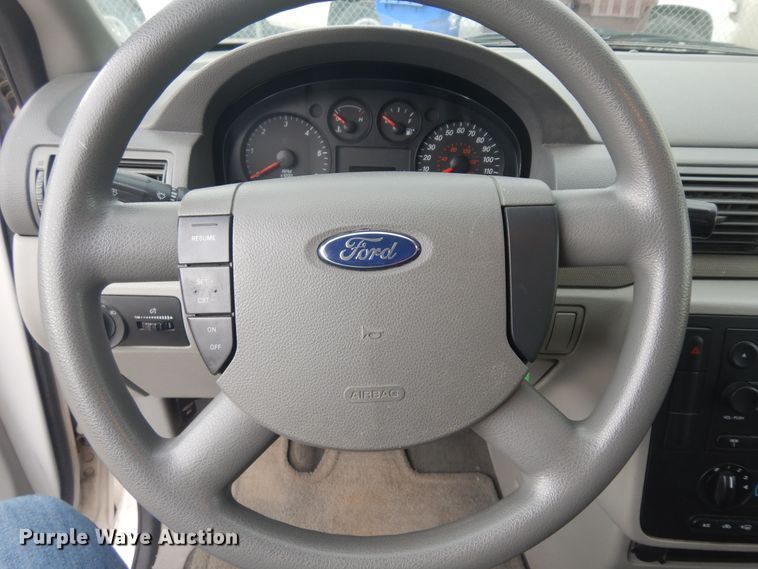 image for item KU9511 2004 Ford Freestar  van