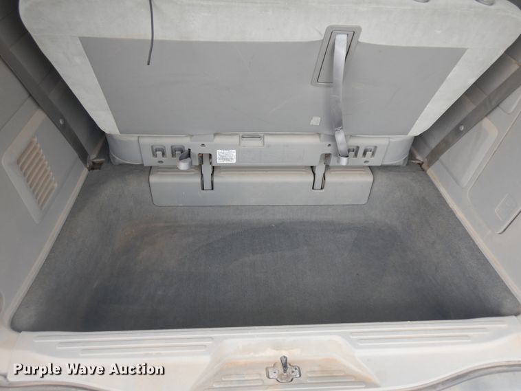 image for item KU9511 2004 Ford Freestar  van