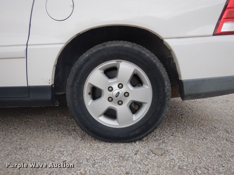 image for item KU9511 2004 Ford Freestar  van