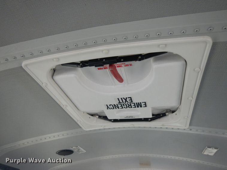 image for item KU9514 2005 Ford E450  school bus