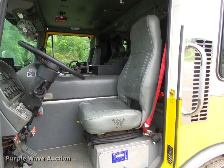 image for item DA7150 1994 Spartan Gladiator  aerial platform fire truck