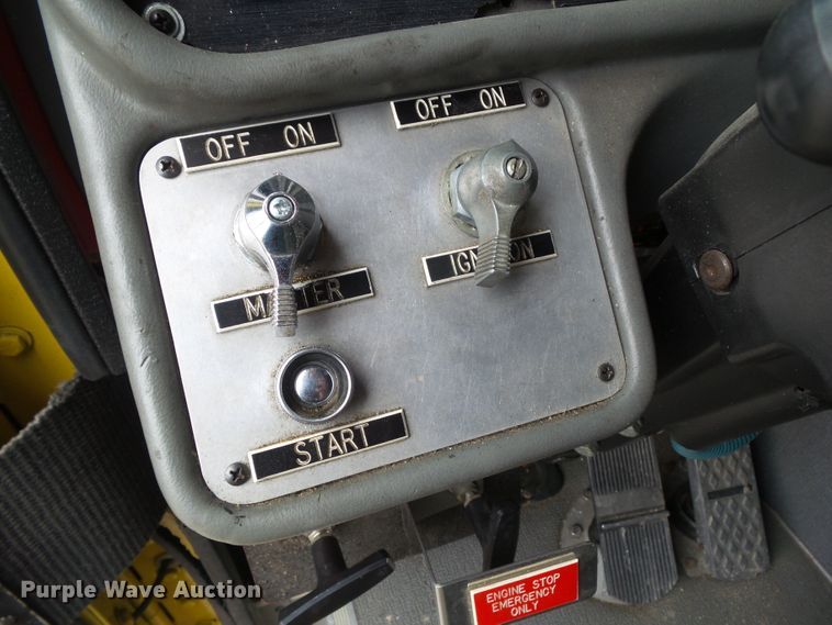 image for item DA7150 1994 Spartan Gladiator  aerial platform fire truck