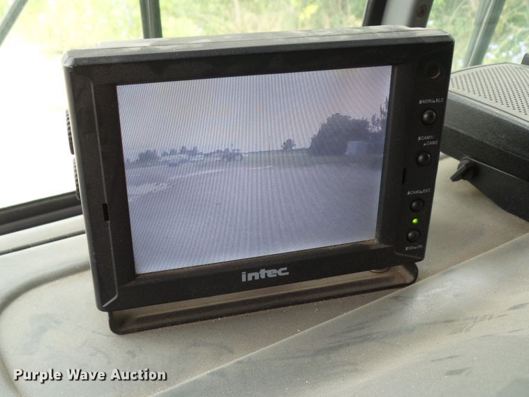 image for item DA7150 1994 Spartan Gladiator  aerial platform fire truck