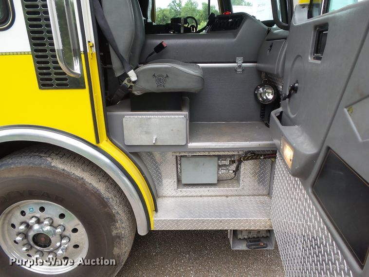 image for item DA7150 1994 Spartan Gladiator  aerial platform fire truck