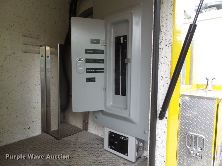 image for item DA7150 1994 Spartan Gladiator  aerial platform fire truck