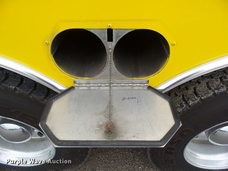 image for item DA7150 1994 Spartan Gladiator  aerial platform fire truck